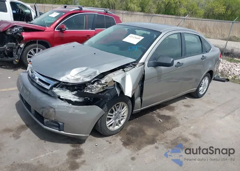 2008 Ford Focus Se/Ses z USA, uszkodzony, nr VIN 1FAHP35N38W111354